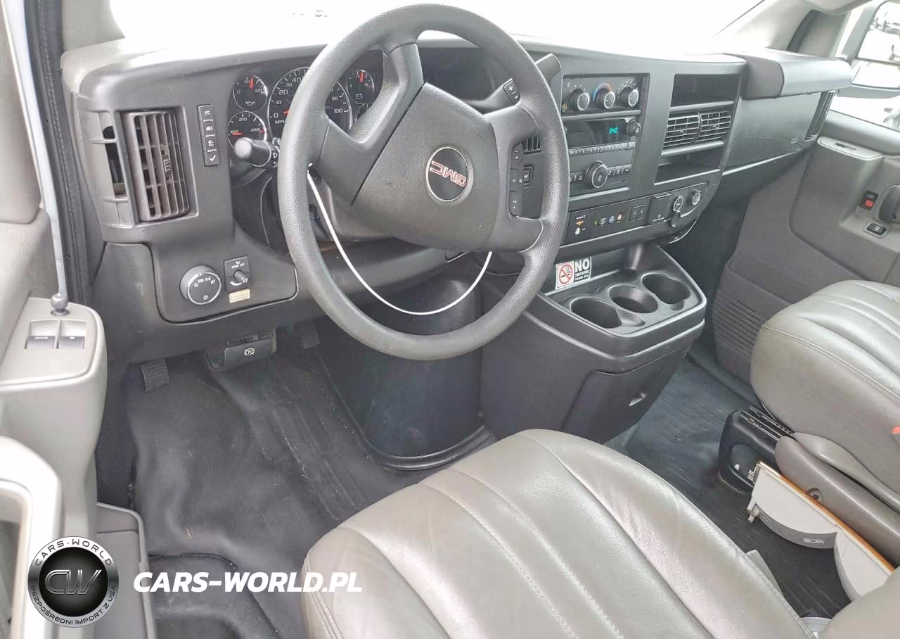 2021 GMC Savana Cutaway G3500 Box Truck VIN:1GD07RFP4M1226445 - 8