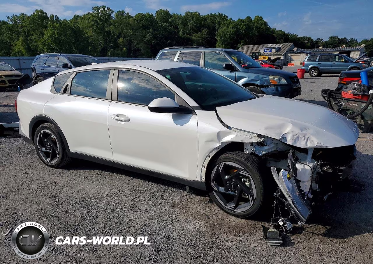 2025 Kia K4 Ex VIN:3KPFU4DE0SE008606 - 4