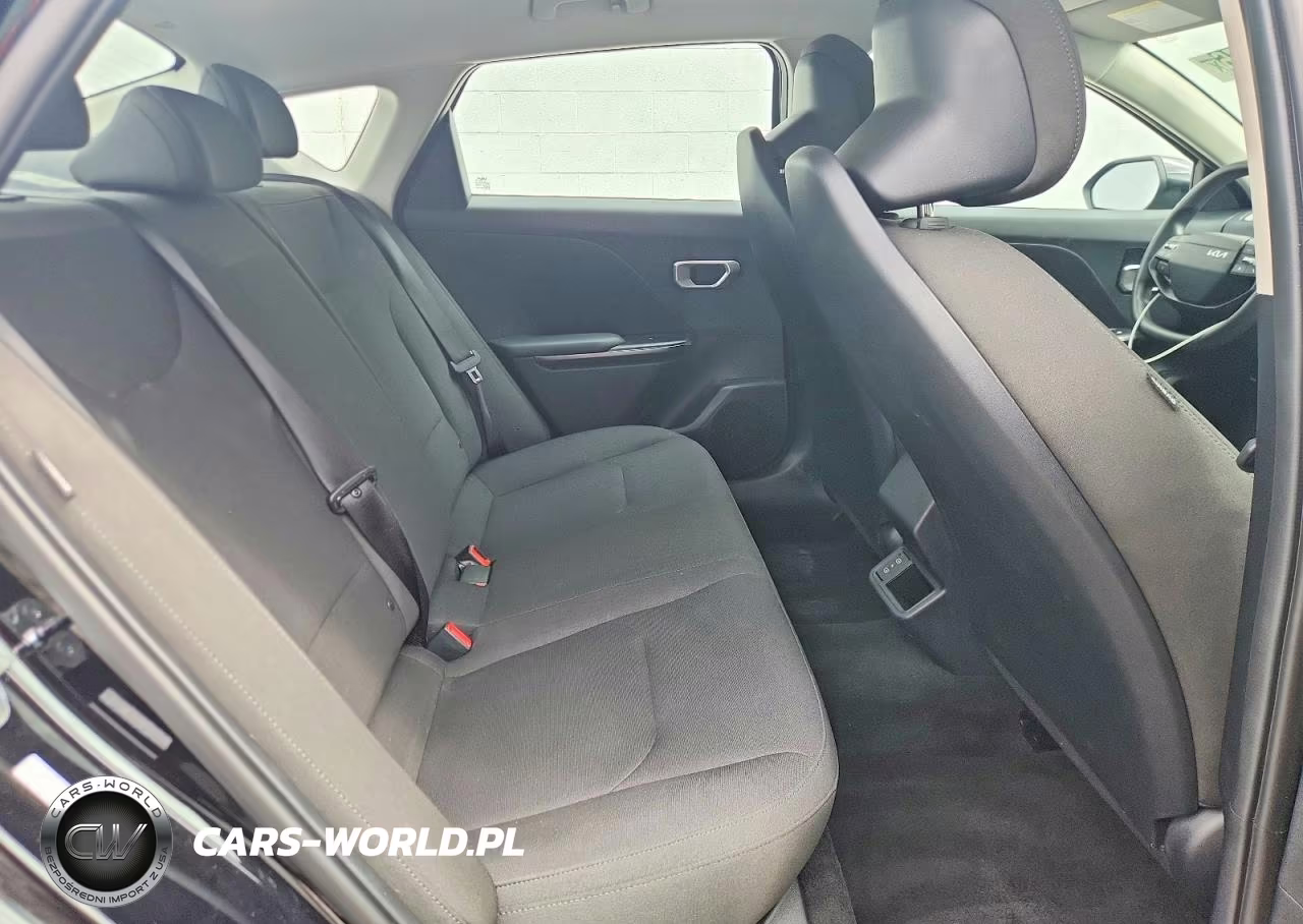 2026 Kia K4 Lxs VIN:3KPFT4DE1TE286189 - 10