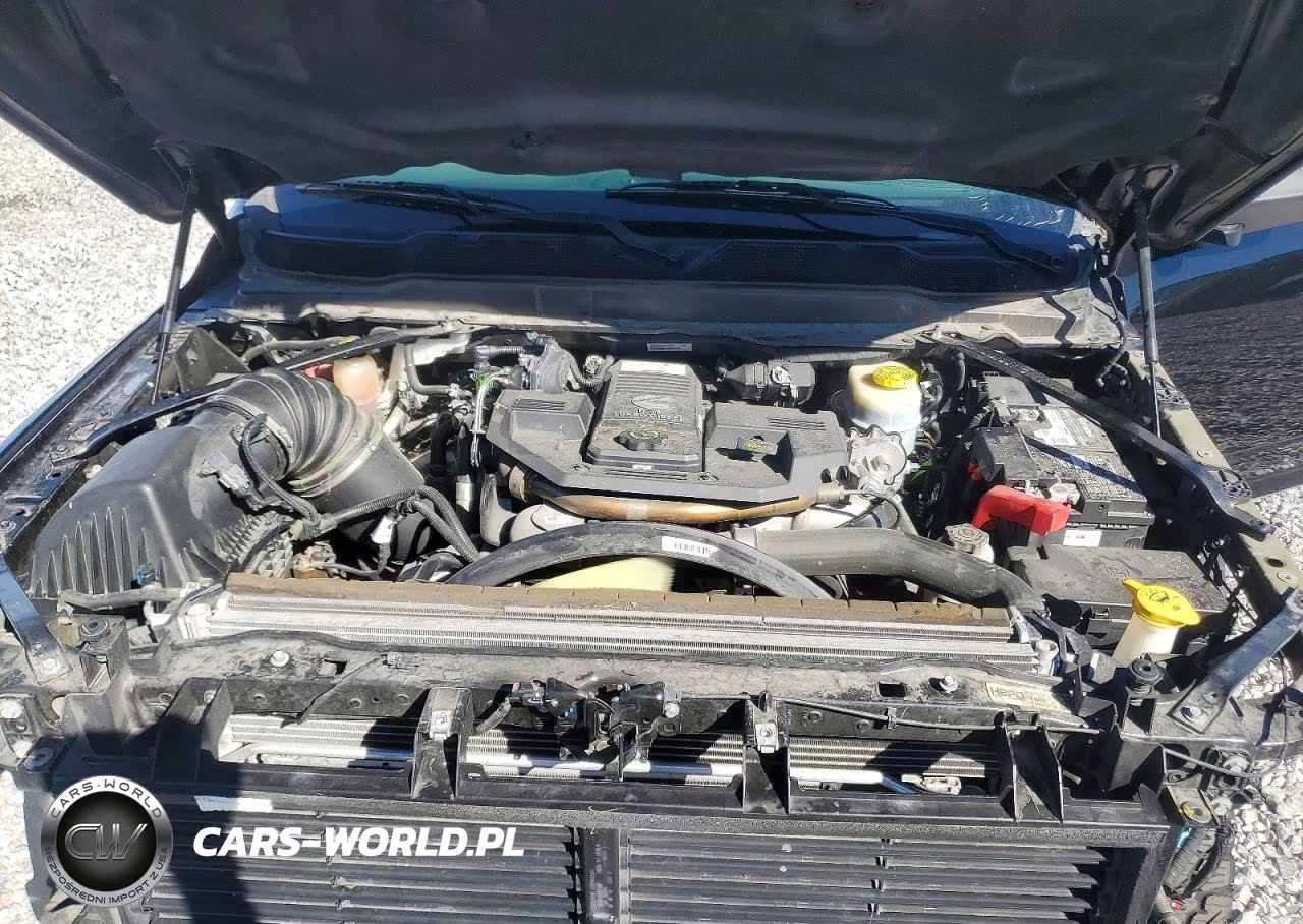 2020 Ram 2500 Laramie VIN:3C6UR5NL4LG106532 - 11