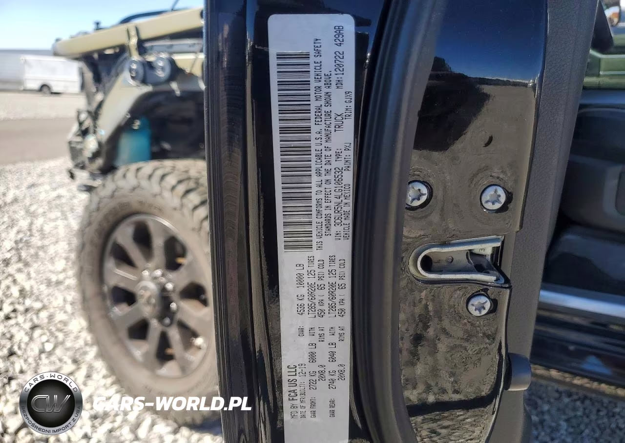 2020 Ram 2500 Laramie VIN:3C6UR5NL4LG106532 - 12