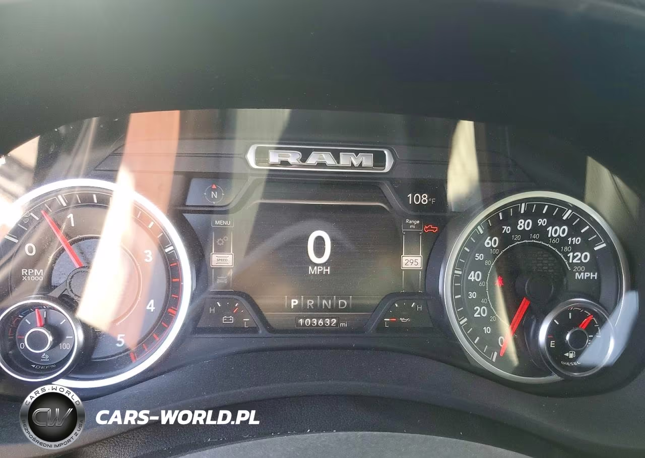2020 Ram 2500 Laramie VIN:3C6UR5NL4LG106532 - 9