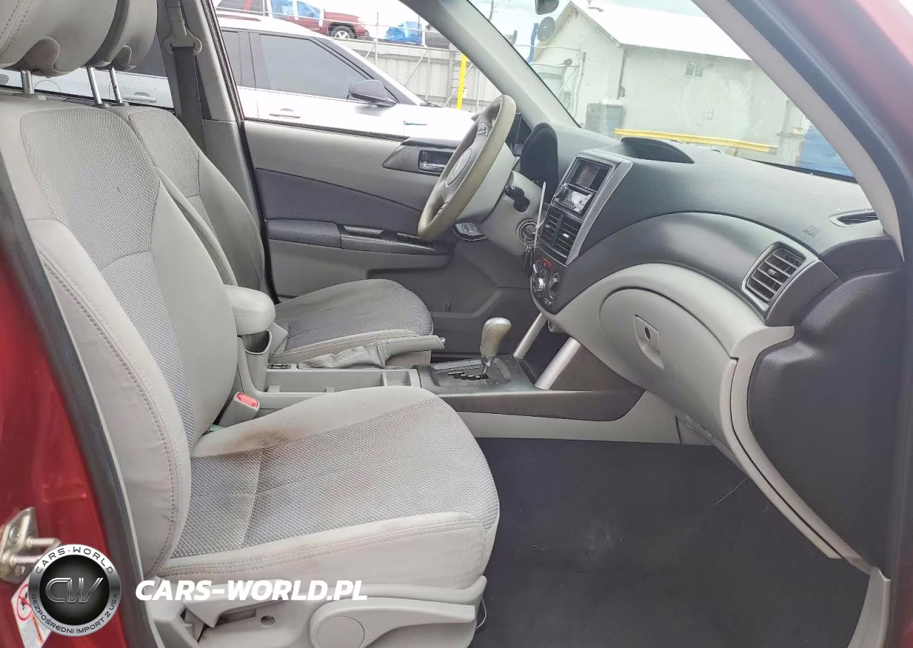 2013 Subaru Forester 2.5X Premium VIN:JF2SHADCXDH424113 - 7