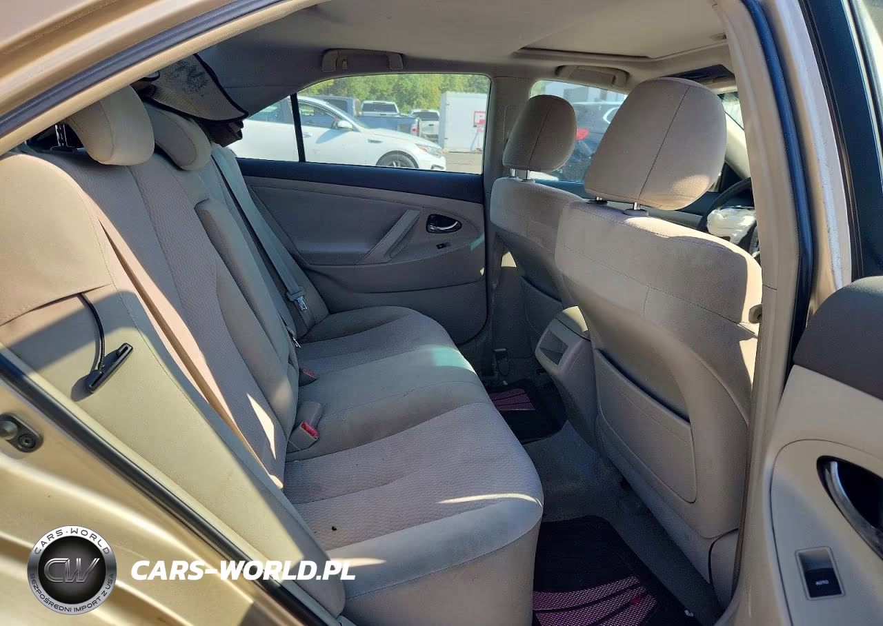 2011 Toyota Camry Le VIN:4T1BF3EK8BU209433 - 10