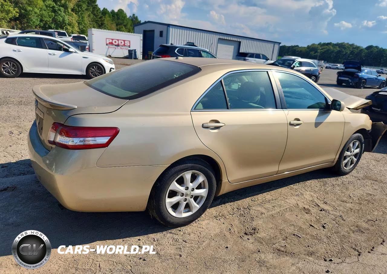 2011 Toyota Camry Le VIN:4T1BF3EK8BU209433 - 3