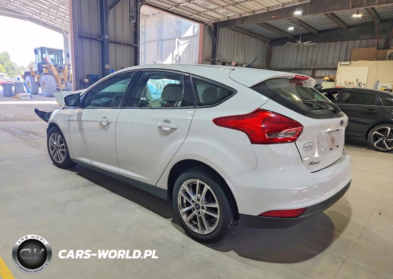 2018 Ford Focus Se VIN:1FADP3K25JL231947 - 2