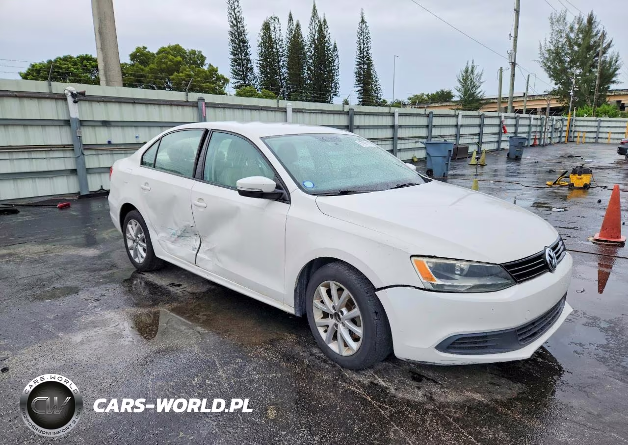 2011 Volkswagen Jetta Se VIN:3VWDX7AJ5BM119494 - 4