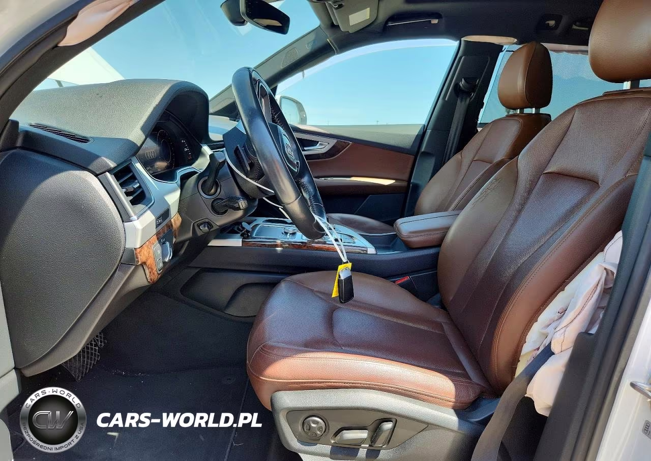 2018 Audi Q7 Premium Plus VIN:WA1LHAF78JD046289 - 7