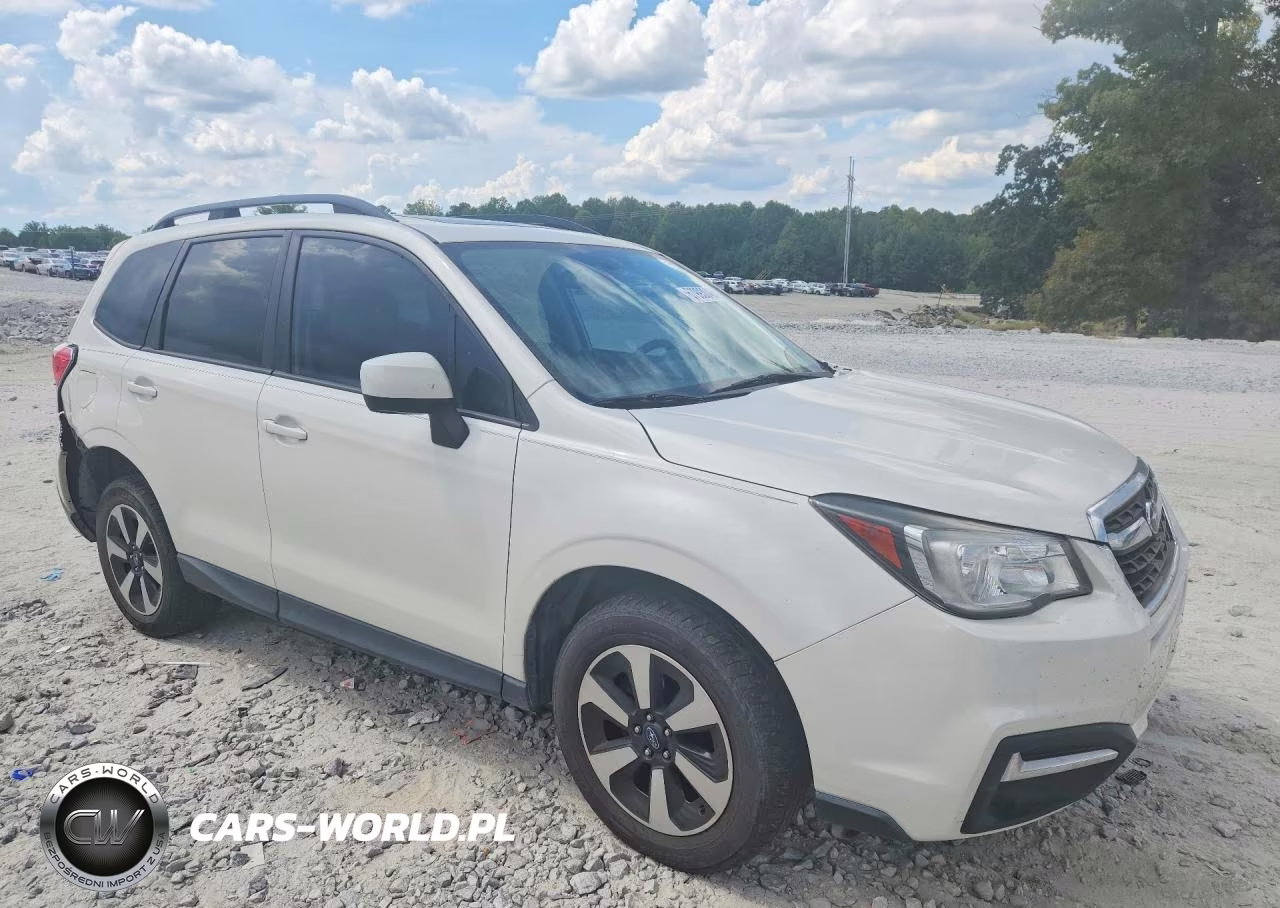 2018 Subaru Forester 2.5I Premium VIN:JF2SJAEC6JH525597 - 4