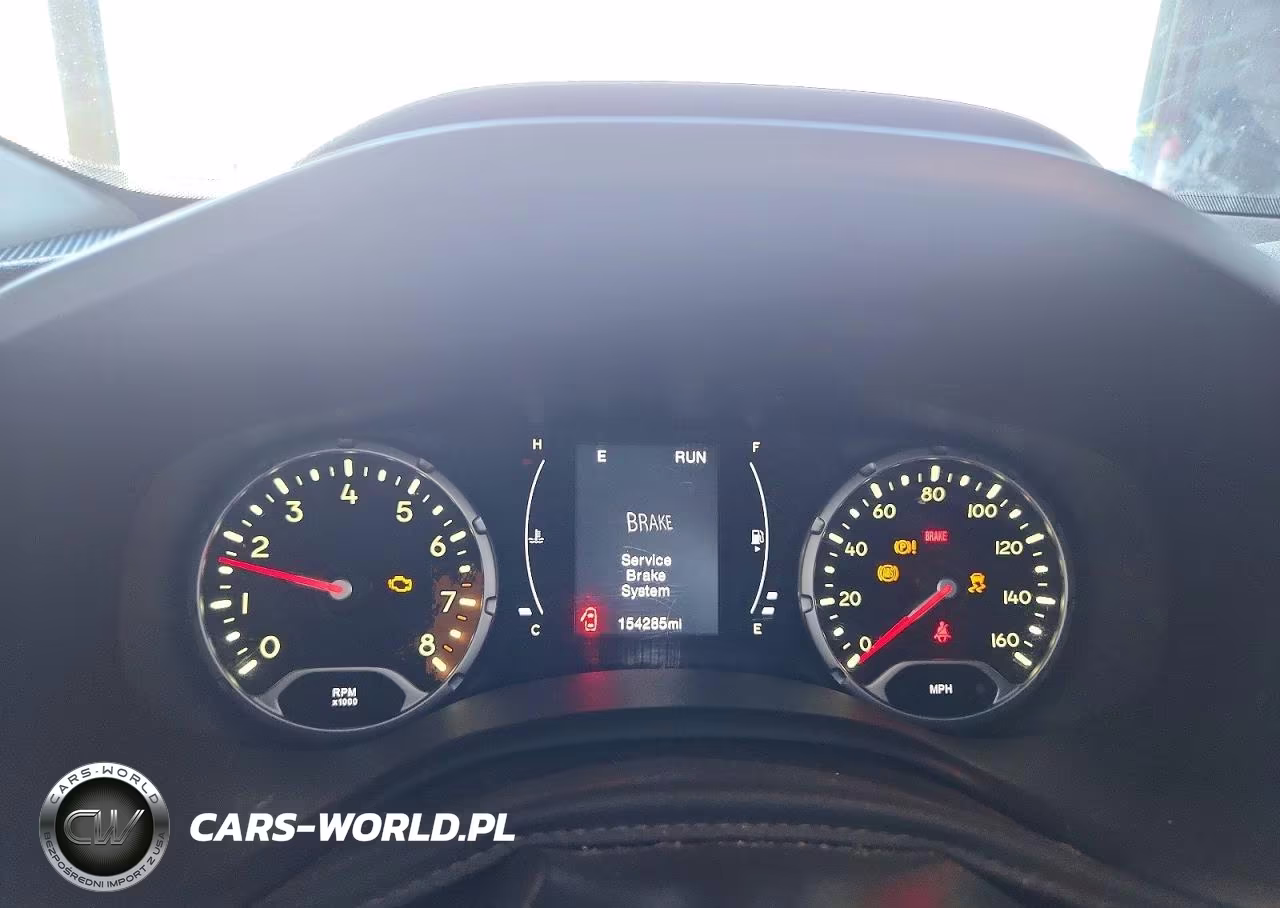 2017 Jeep Renegade Sport VIN:ZACCJAAH0HPG12306 - 9