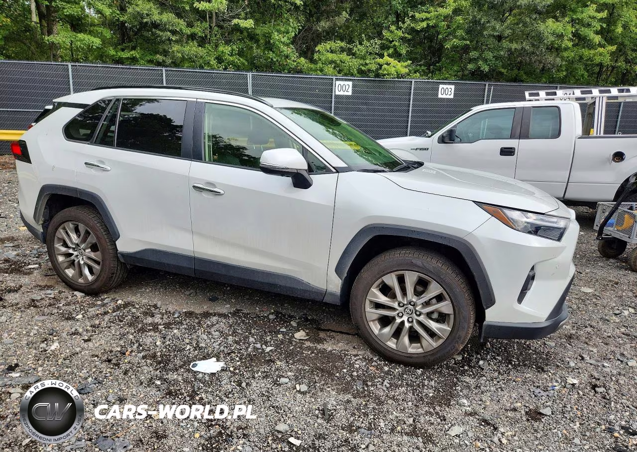 2023 Toyota Rav4 Limited VIN:JTMN1RFV4PD101975 - 4