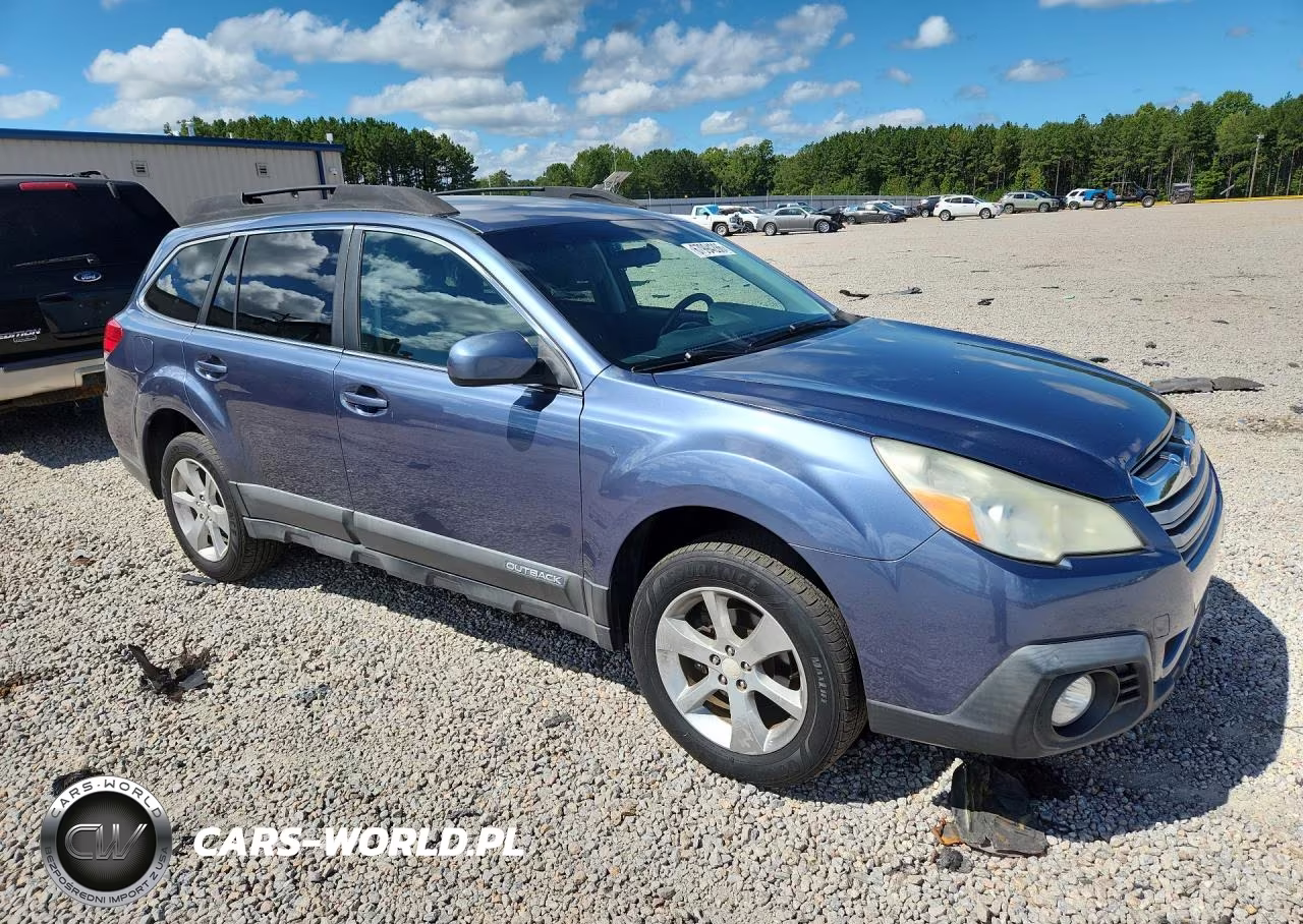 2014 Subaru Outback 2.5I Premium VIN:4S4BRBCC2E3277959 - 4