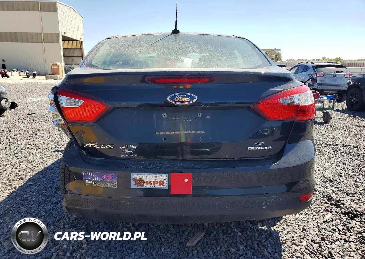 2014 Ford Focus Se VIN:1FADP3F23EL130793 - 6