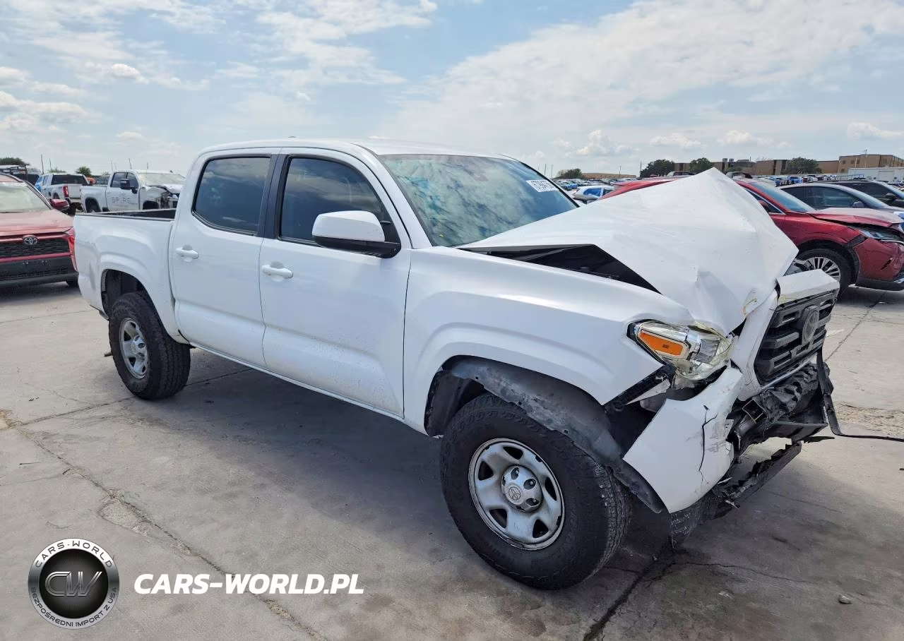 2018 Toyota Tacoma Sr VIN:5TFAX5GN0JX113101 - 4