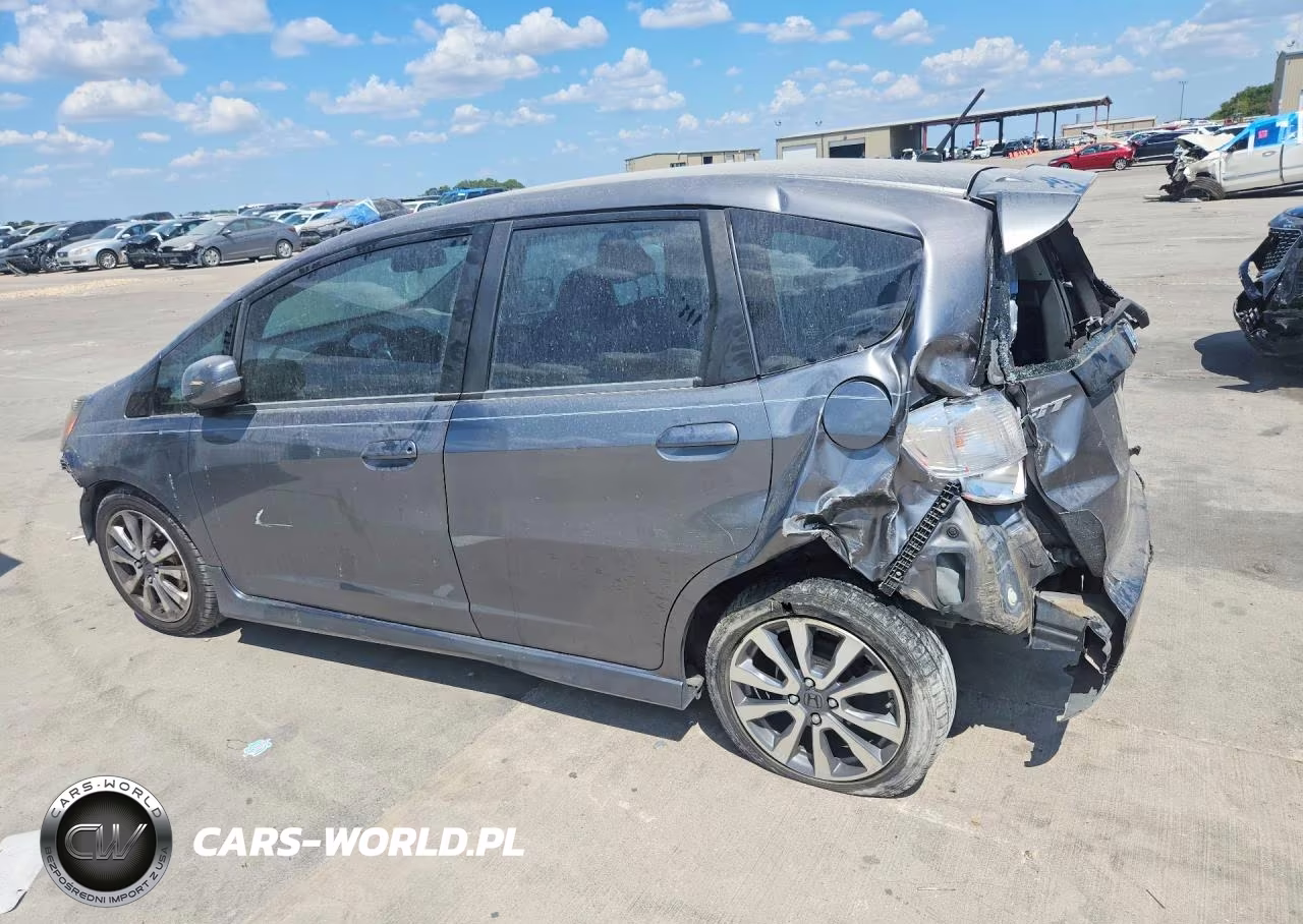 2013 Honda Fit Sport VIN:JHMGE8H64DC059711 - 2