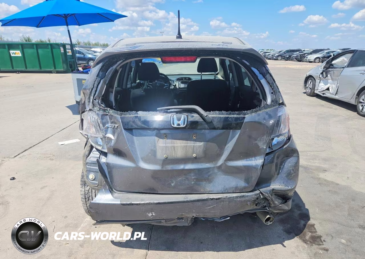 2013 Honda Fit Sport VIN:JHMGE8H64DC059711 - 6