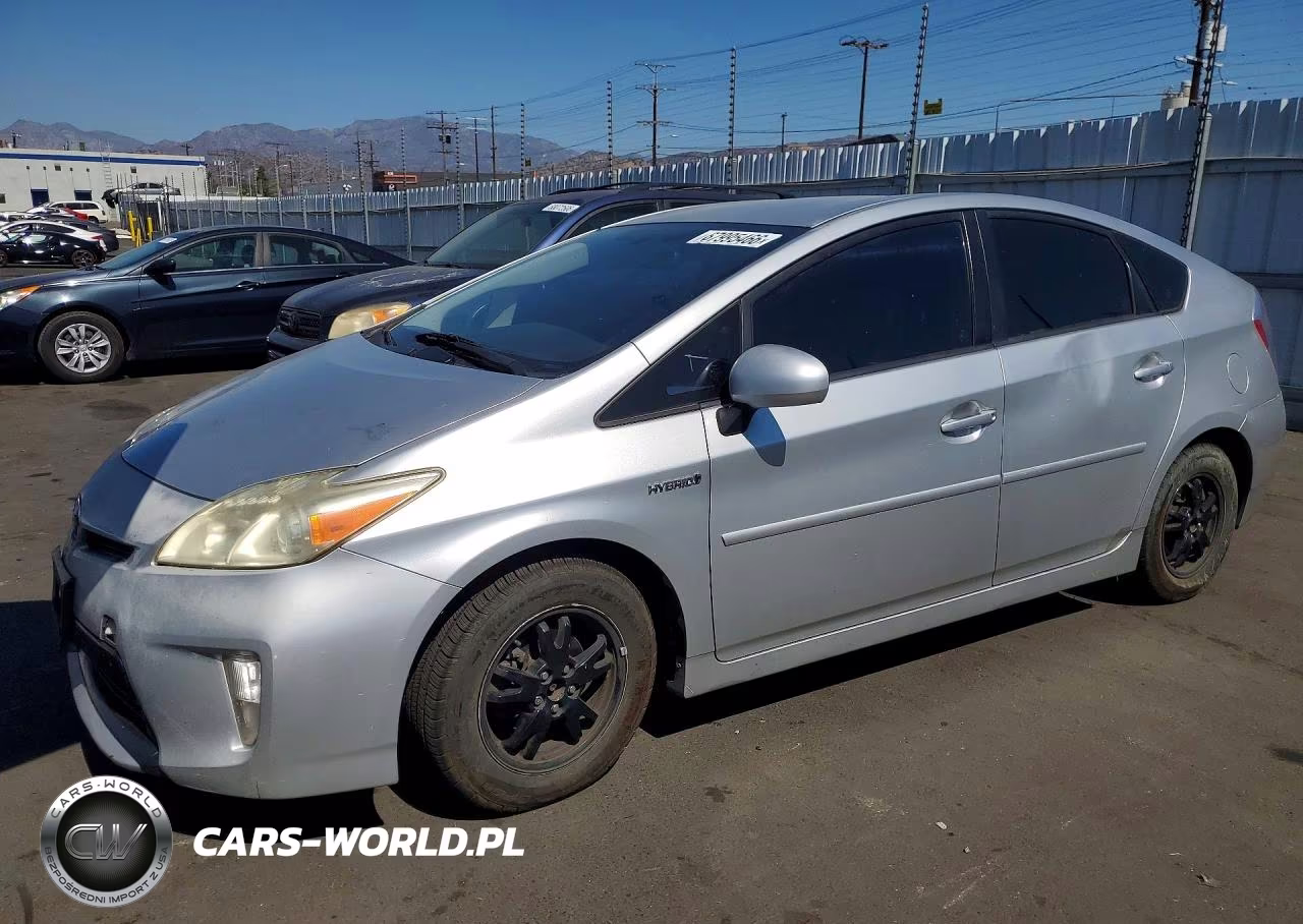 2013 Toyota Prius Two