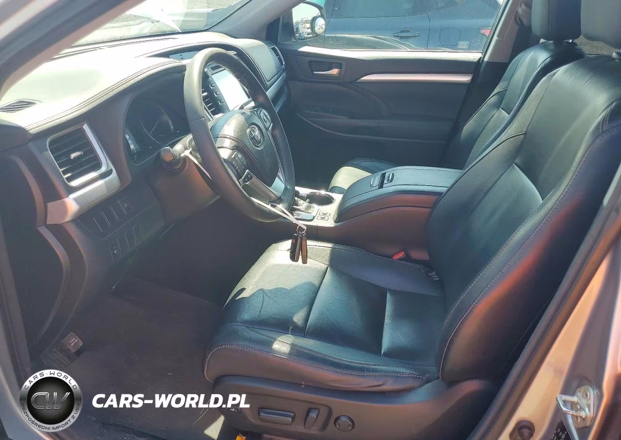2015 Toyota Highlander Xle VIN:5TDJKRFH2FS108626 - 7