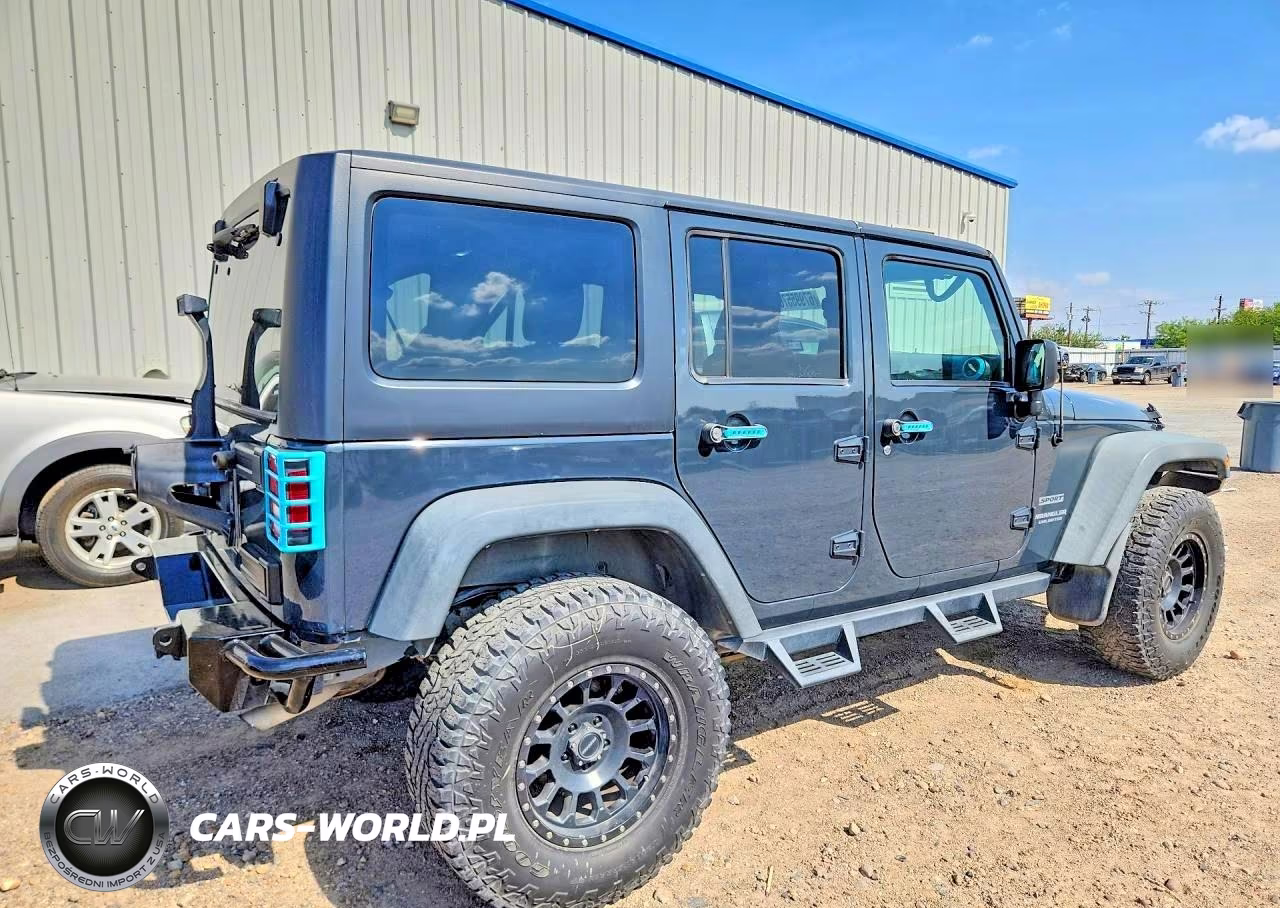 2017 Jeep Wrangler Unlimited Sport VIN:1C4BJWDGXHL521236 - 3