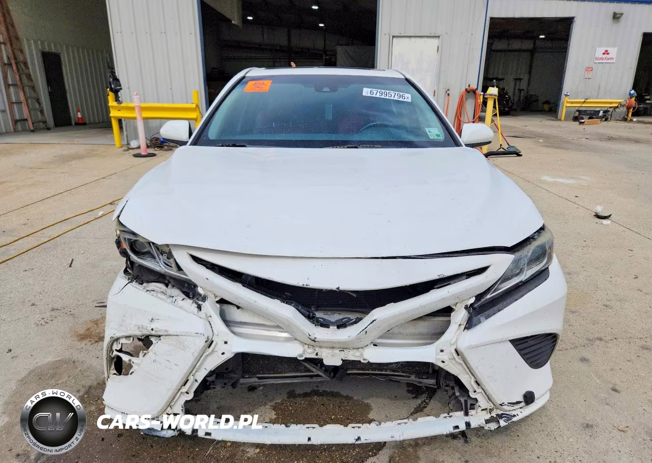 2018 Toyota Camry VIN:4T1B11HK4JU600088 - 5