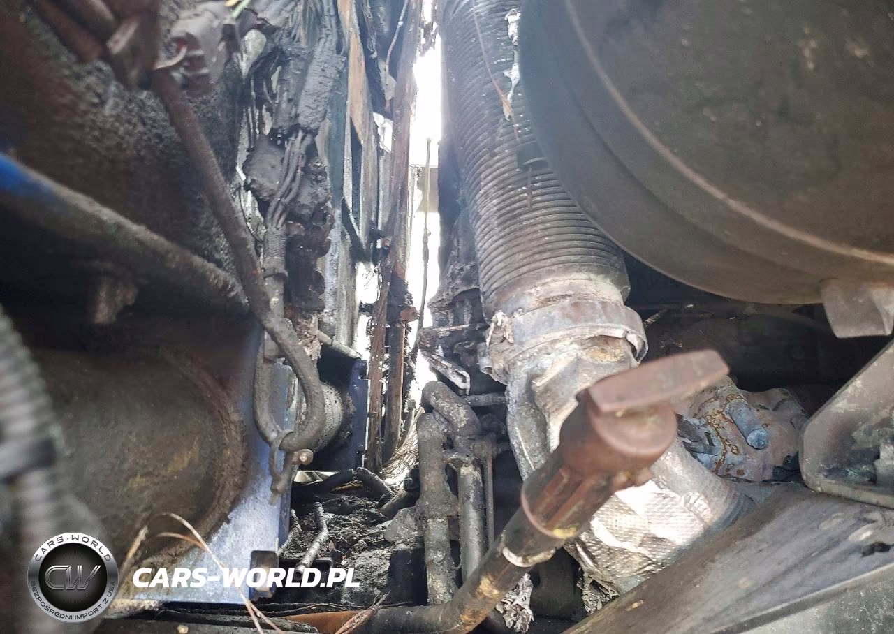 2018 Mack Mru613 Refuse Truck VIN:1M2AV04C0JM018949 - 10