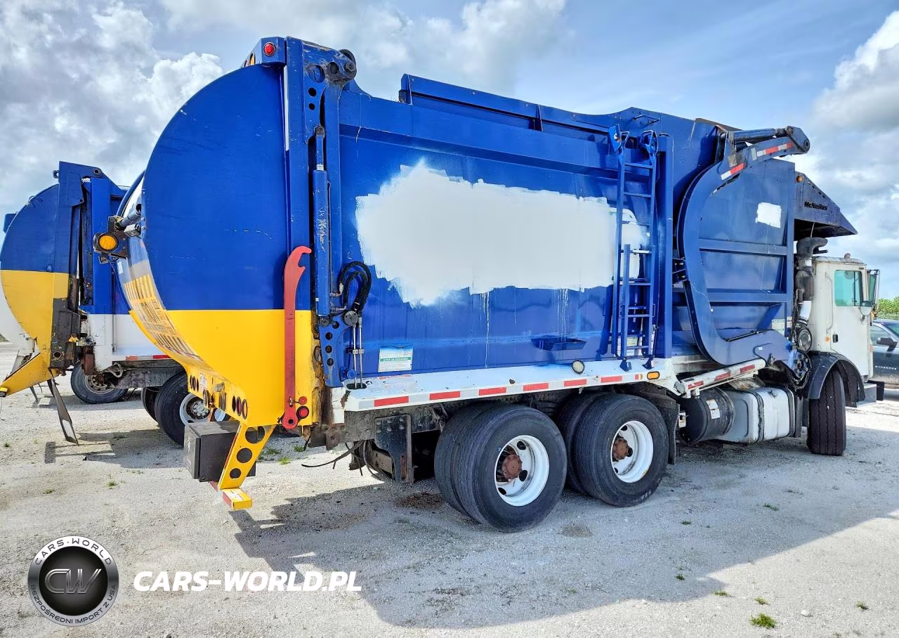 2018 Mack Mru613 Refuse Truck VIN:1M2AV04C0JM018949 - 3