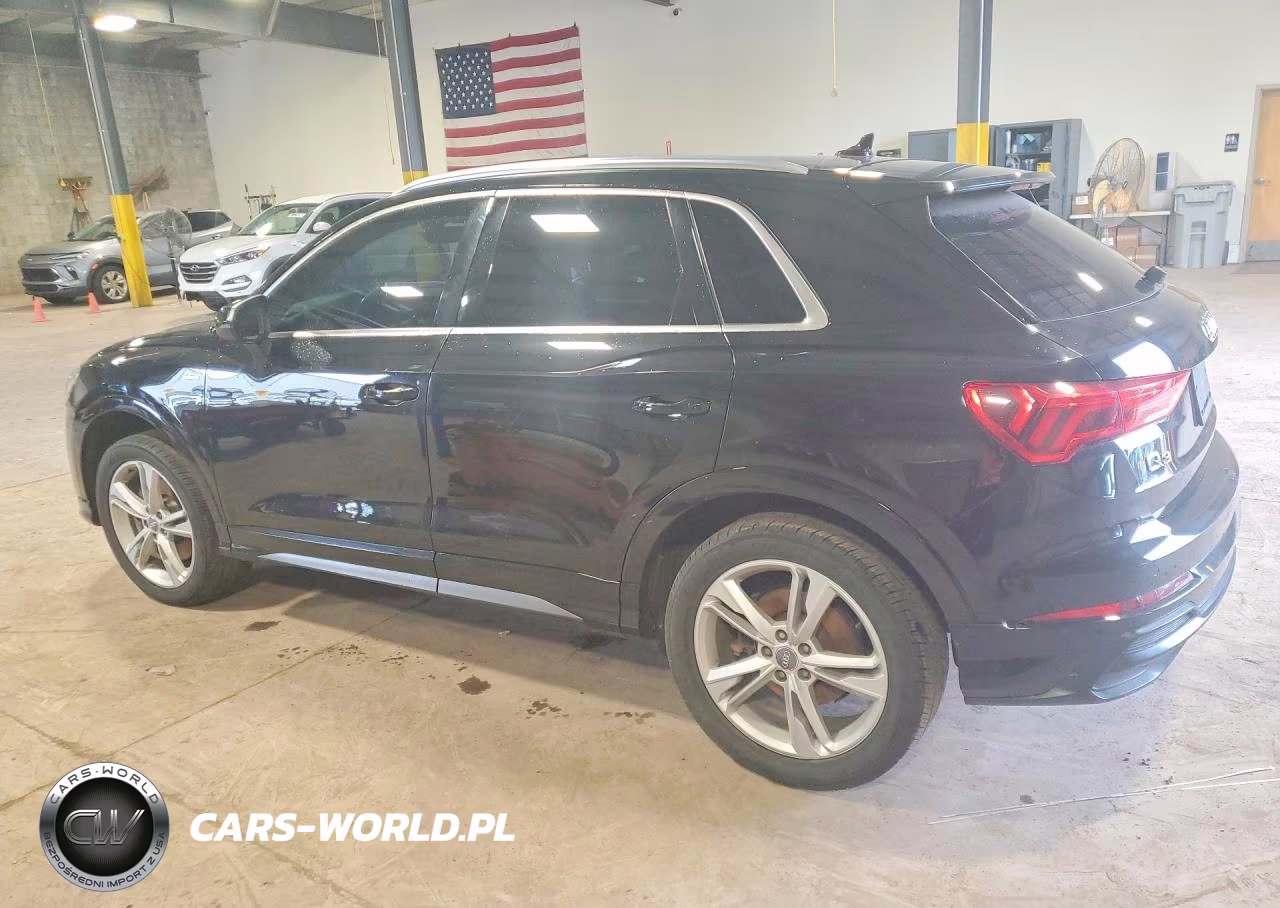 2019 Audi Q3 Premium Plus S-Line VIN:WA1EECF35K1065878 - 2