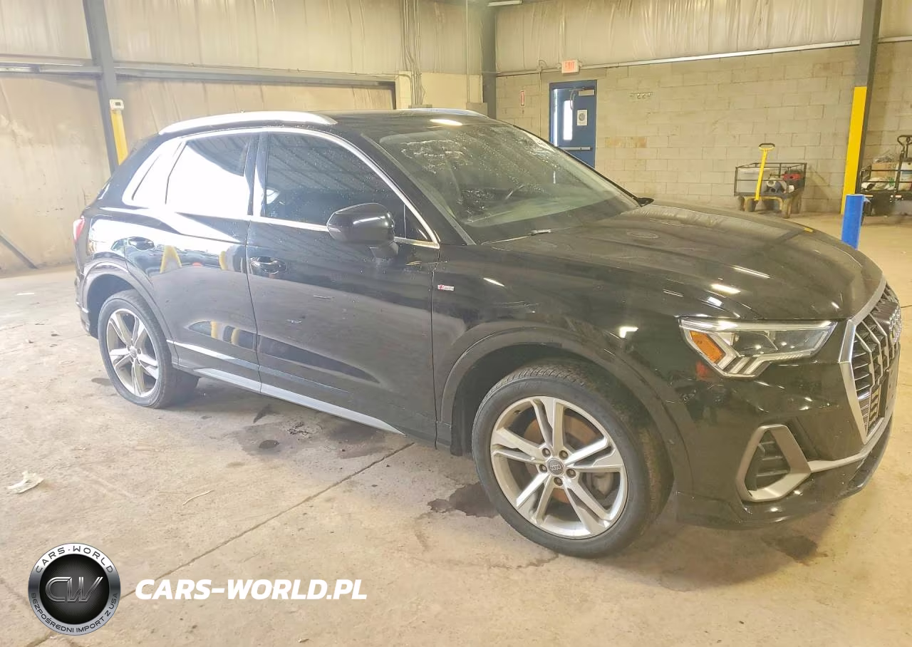 2019 Audi Q3 Premium Plus S-Line VIN:WA1EECF35K1065878 - 4