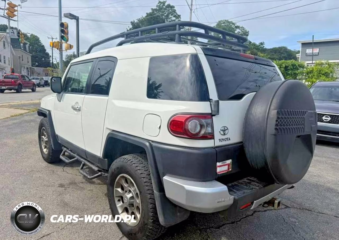 2012 Toyota Fj Cruiser Base VIN:JTEBU4BF1CK147907 - 2