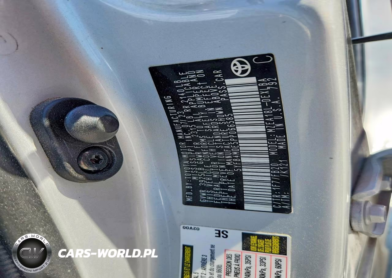 2023 Toyota Corolla Le VIN:5YFB4MDE5PP066585 - 12