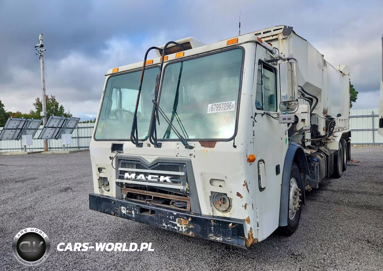2016 Mack Leu613 Refuse Truck