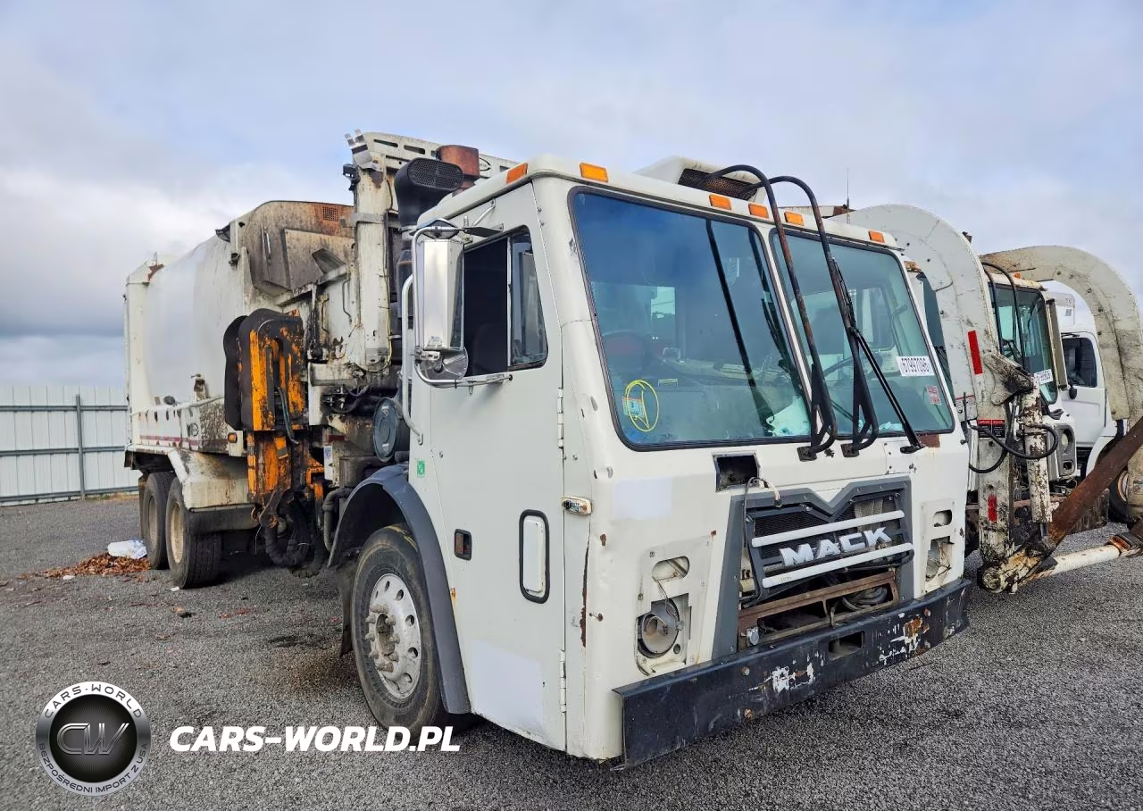 2016 Mack Leu613 Refuse Truck VIN:1M2AU04C8GM010240 - 4