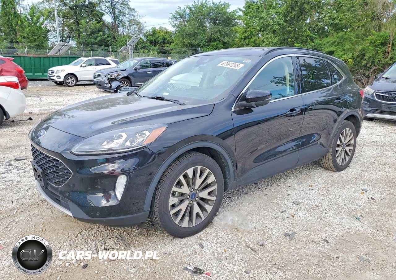 2020 Ford Escape Titanium