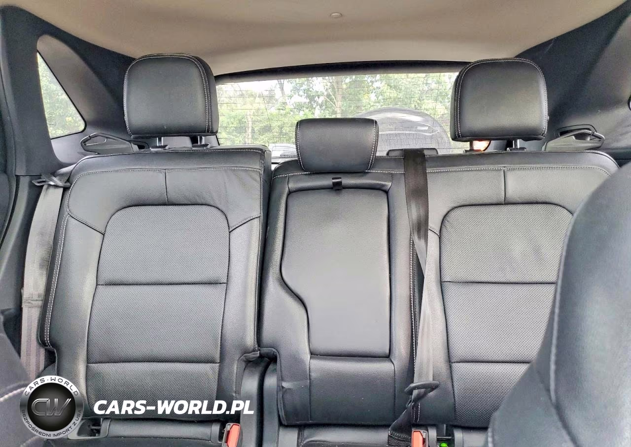 2020 Ford Escape Titanium VIN:1FMCU9DZ9LUB28213 - 10