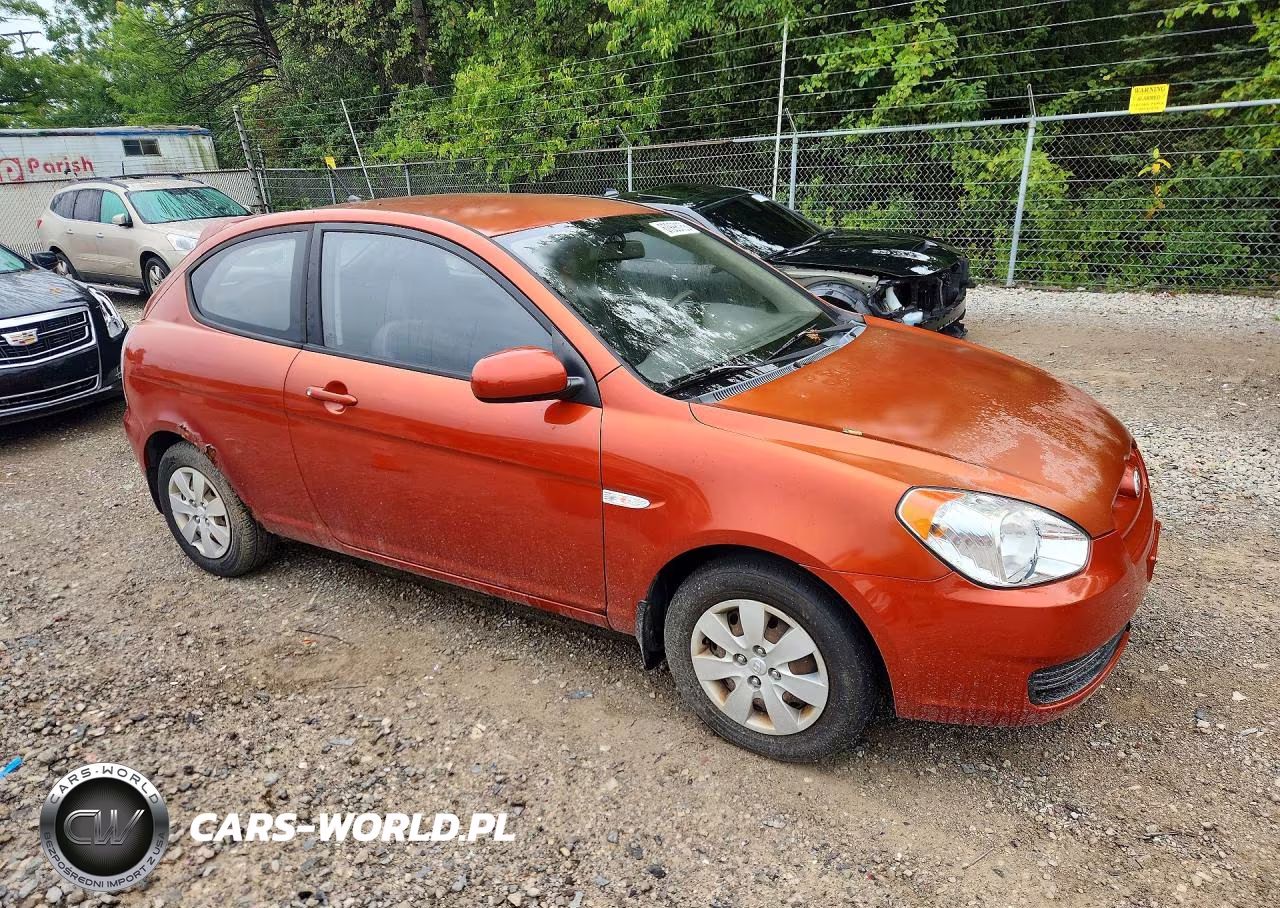 2010 Hyundai Accent Gs VIN:KMHCM3ACXAU156435 - 4