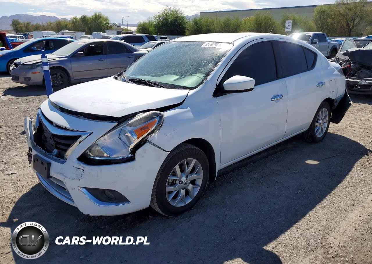 2017 Nissan Versa 1.6 S