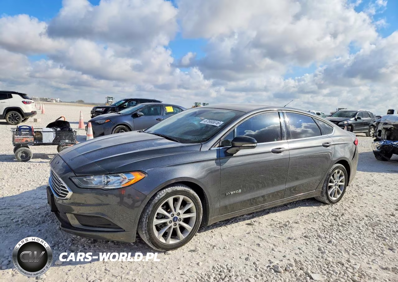 2017 Ford Fusion Se Hybrid – zdjęcie 1 z 12