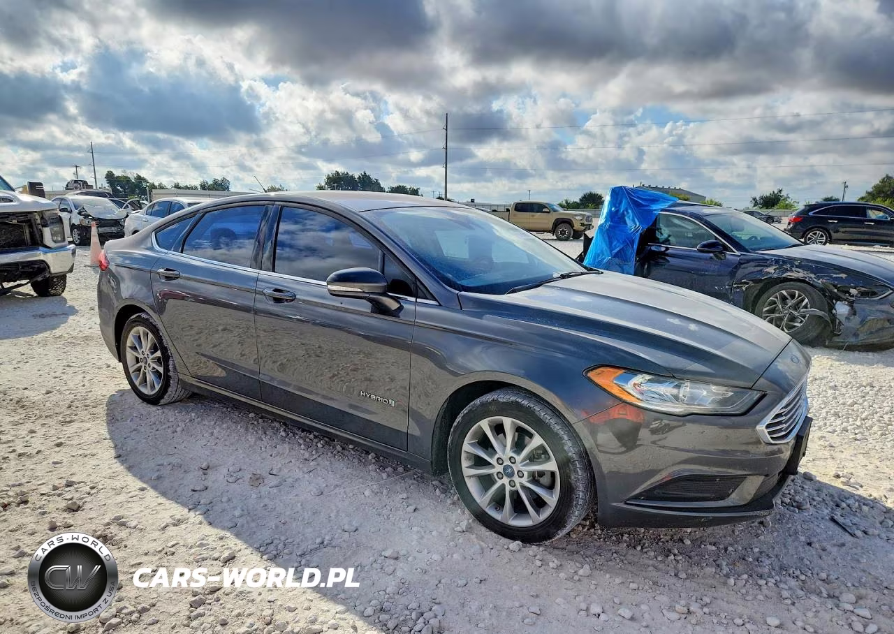 2017 Ford Fusion Se Hybrid VIN:3FA6P0LU8HR297010 - 4