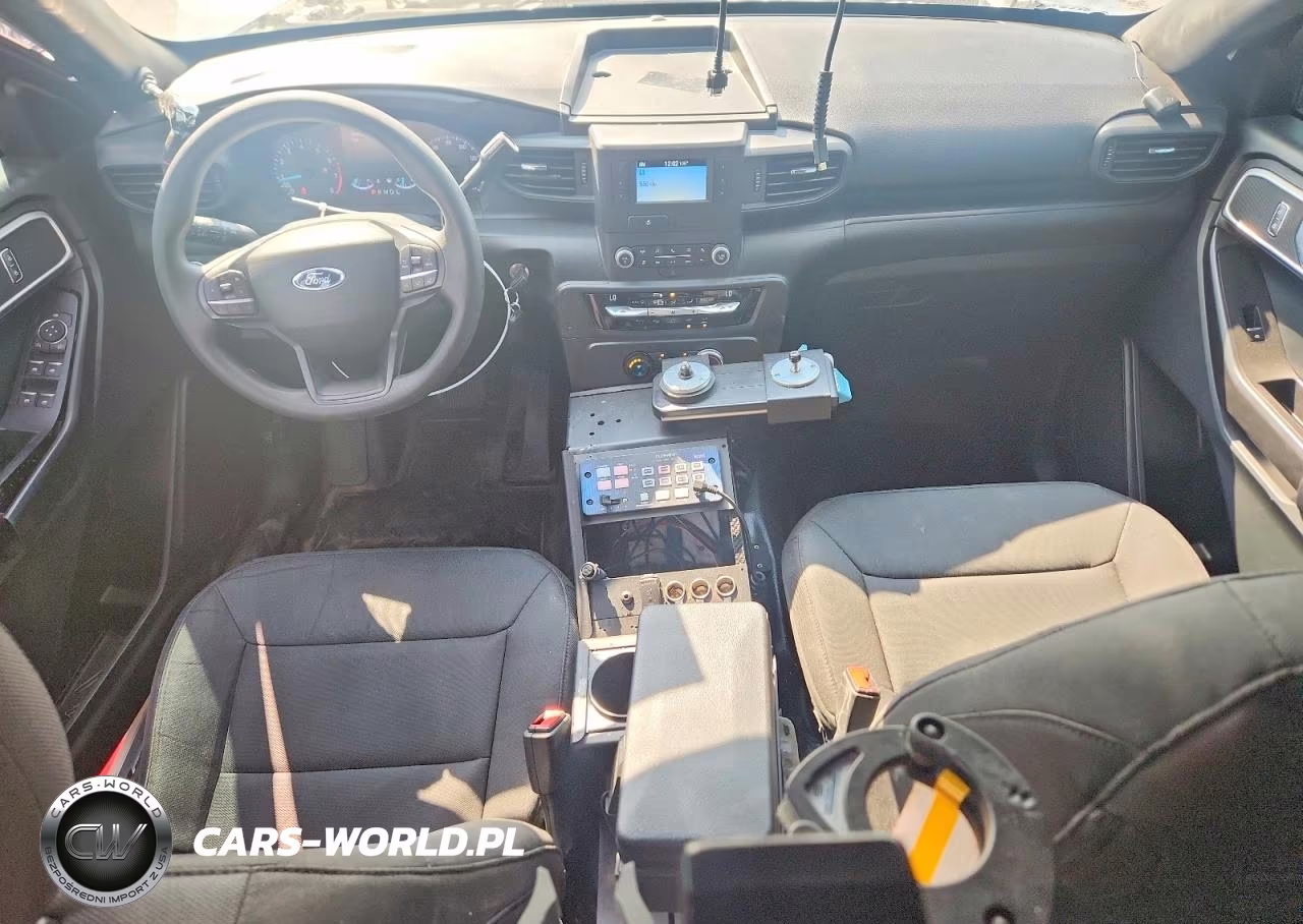 2022 Ford Explorer Police Interceptor VIN:1FM5K8AB3NGB80180 - 8