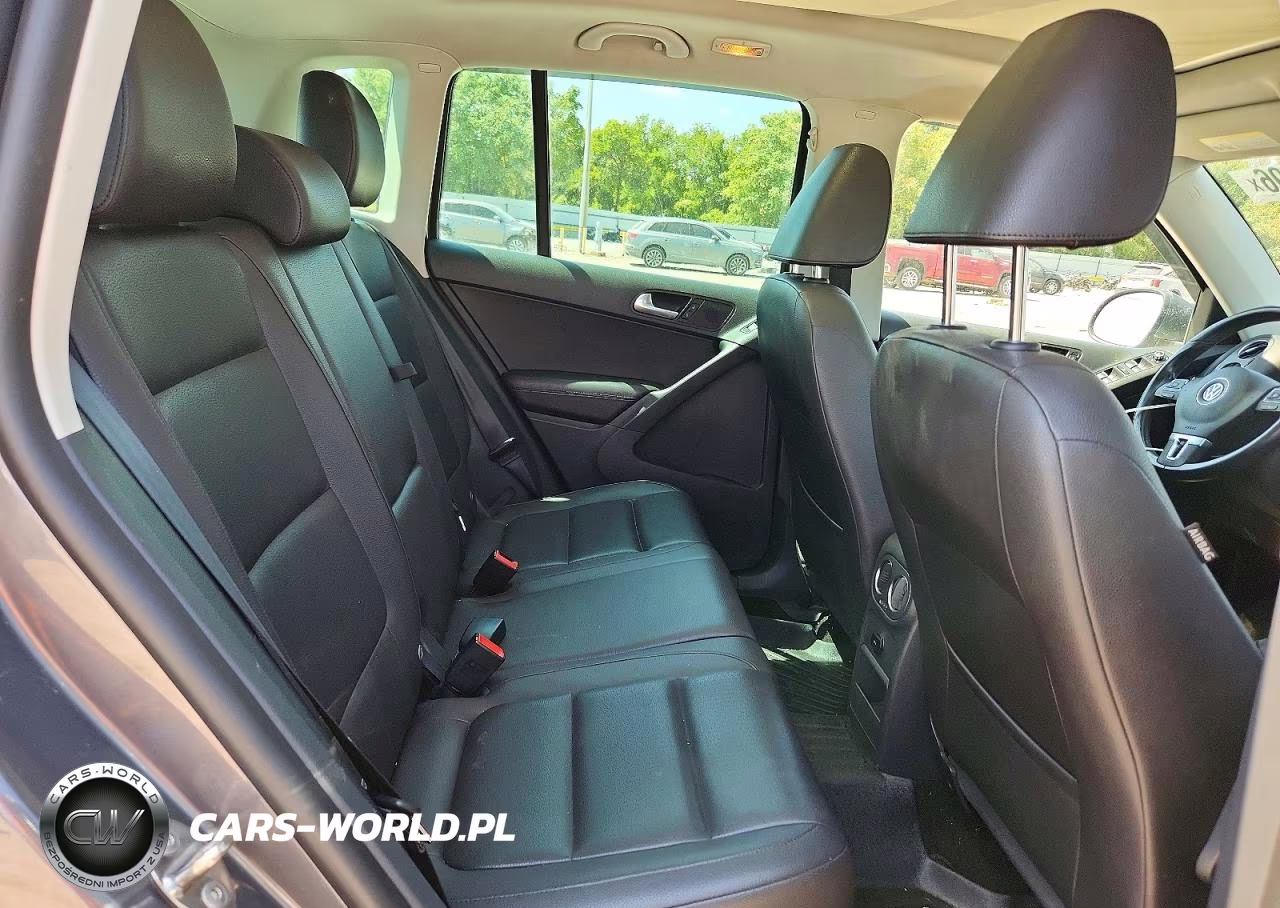 2015 Volkswagen Tiguan S VIN:WVGBV7AX4FW580255 - 11