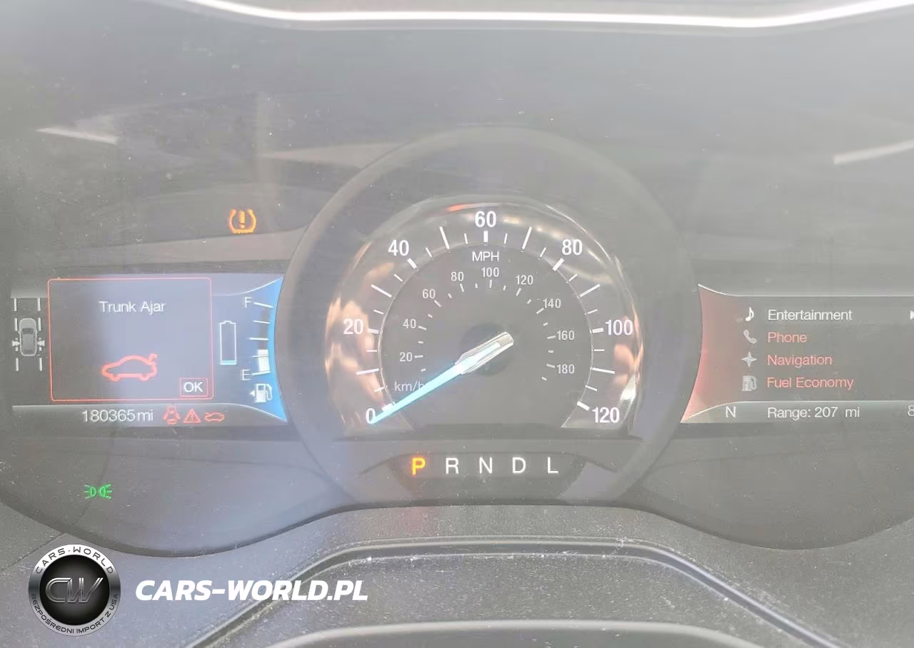 2019 Ford Fusion Se VIN:3FA6P0LU8KR119170 - 9