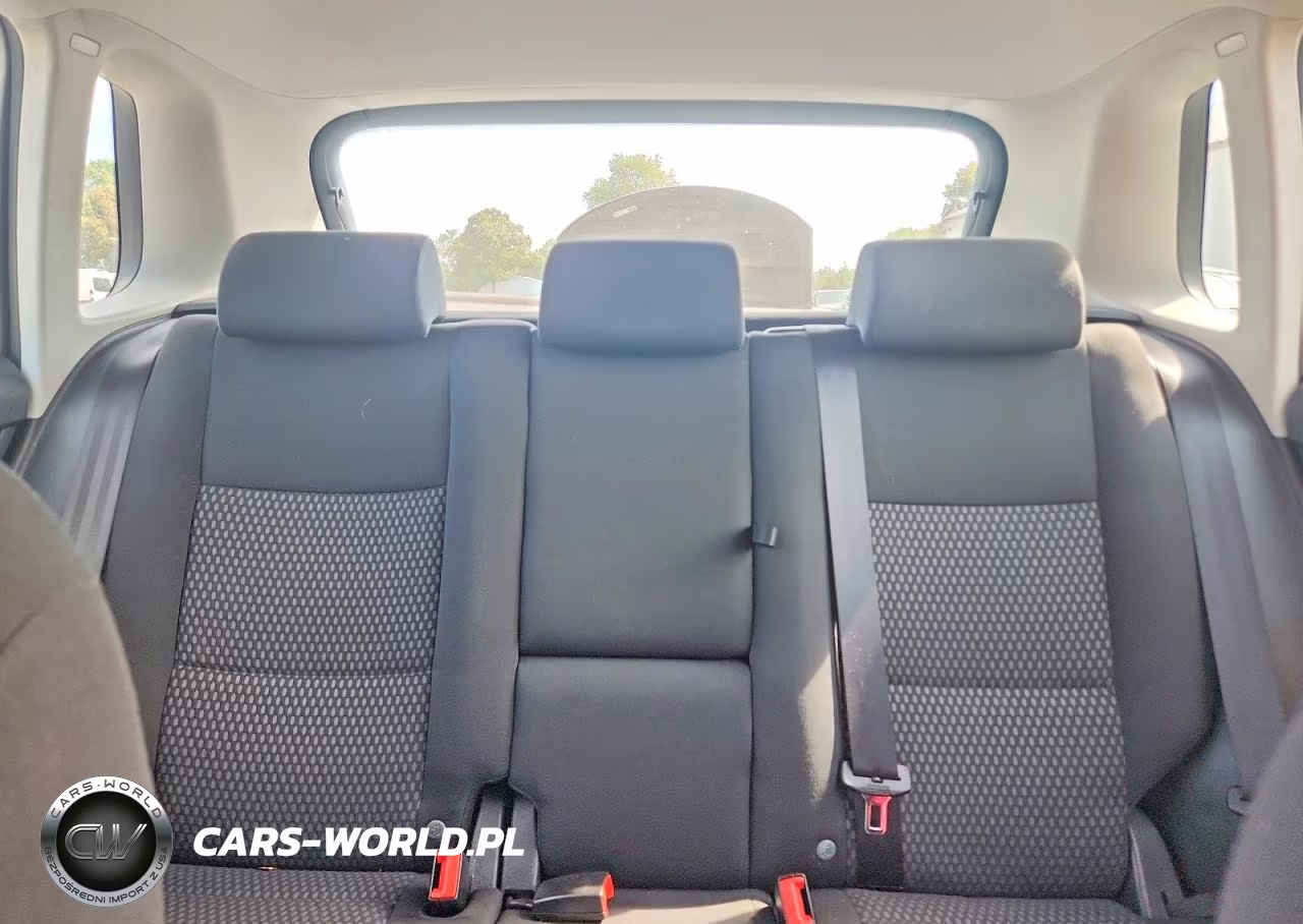 2011 Volkswagen Tiguan S VIN:WVGBV7AX6BW535263 - 10
