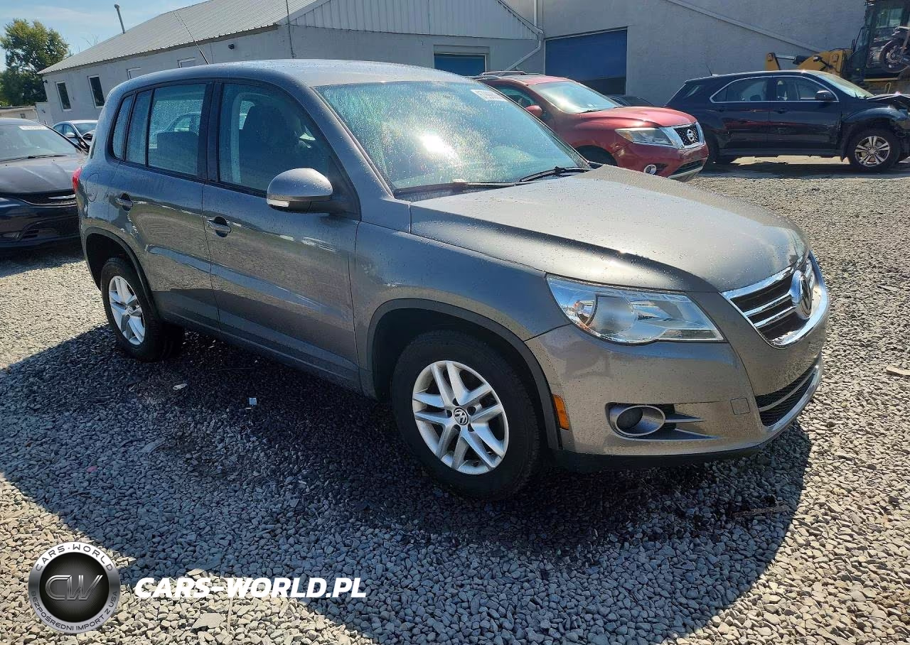 2011 Volkswagen Tiguan S VIN:WVGBV7AX6BW535263 - 4