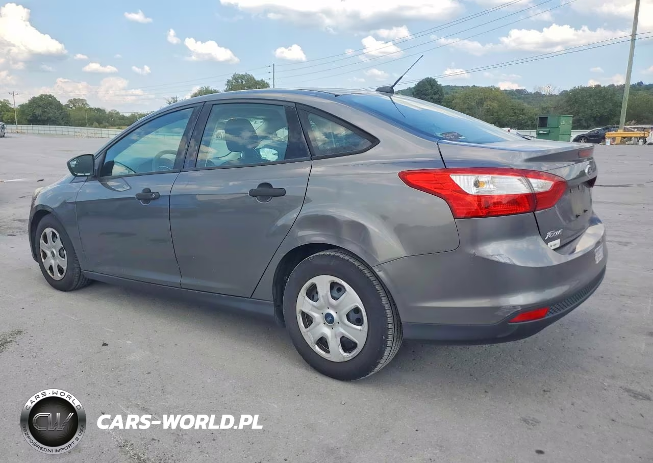 2012 Ford Focus S VIN:1FAHP3E29CL328875 - 2