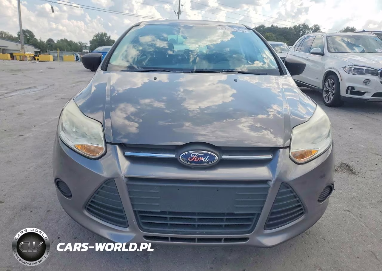 2012 Ford Focus S VIN:1FAHP3E29CL328875 - 5