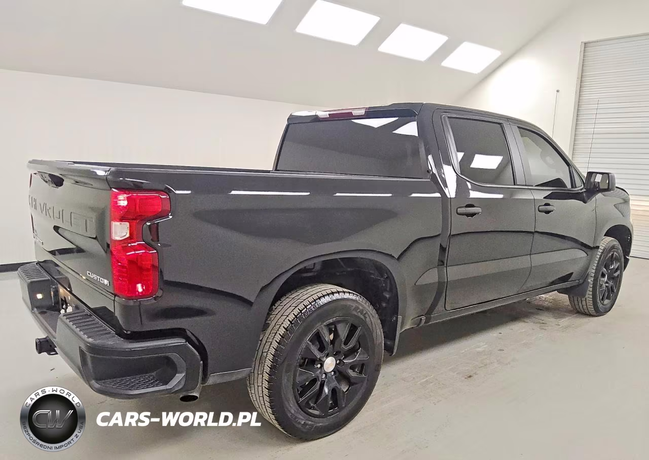 2025 Chevrolet Silverado C1500 Custom VIN:1GCPABEK8SZ317945 - 3
