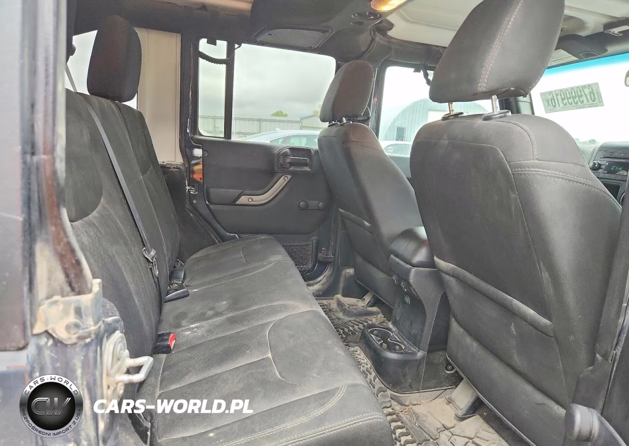 2018 Jeep Wrangler Unlimited Sport VIN:1C4BJWDG2JL851359 - 10