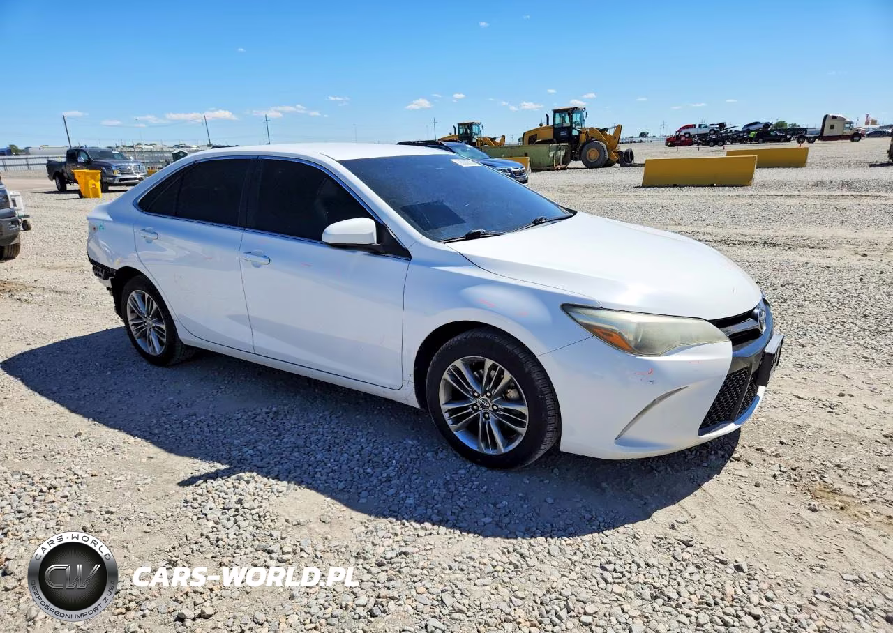 2015 Toyota Camry Se VIN:4T1BF1FK7FU962508 - 4