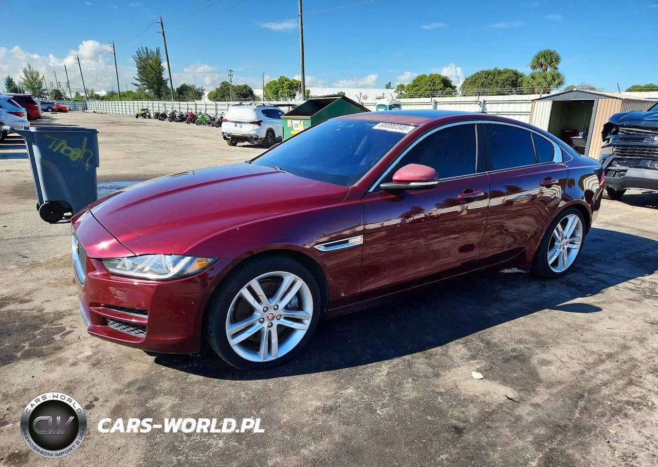 2017 Jaguar Xe