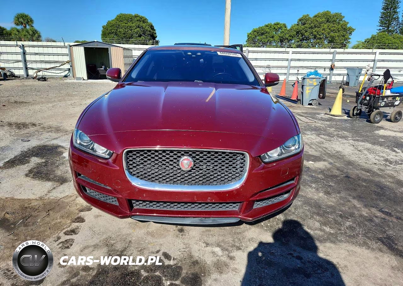 2017 Jaguar Xe VIN:SAJAJ4BV1HCP10246 - 5